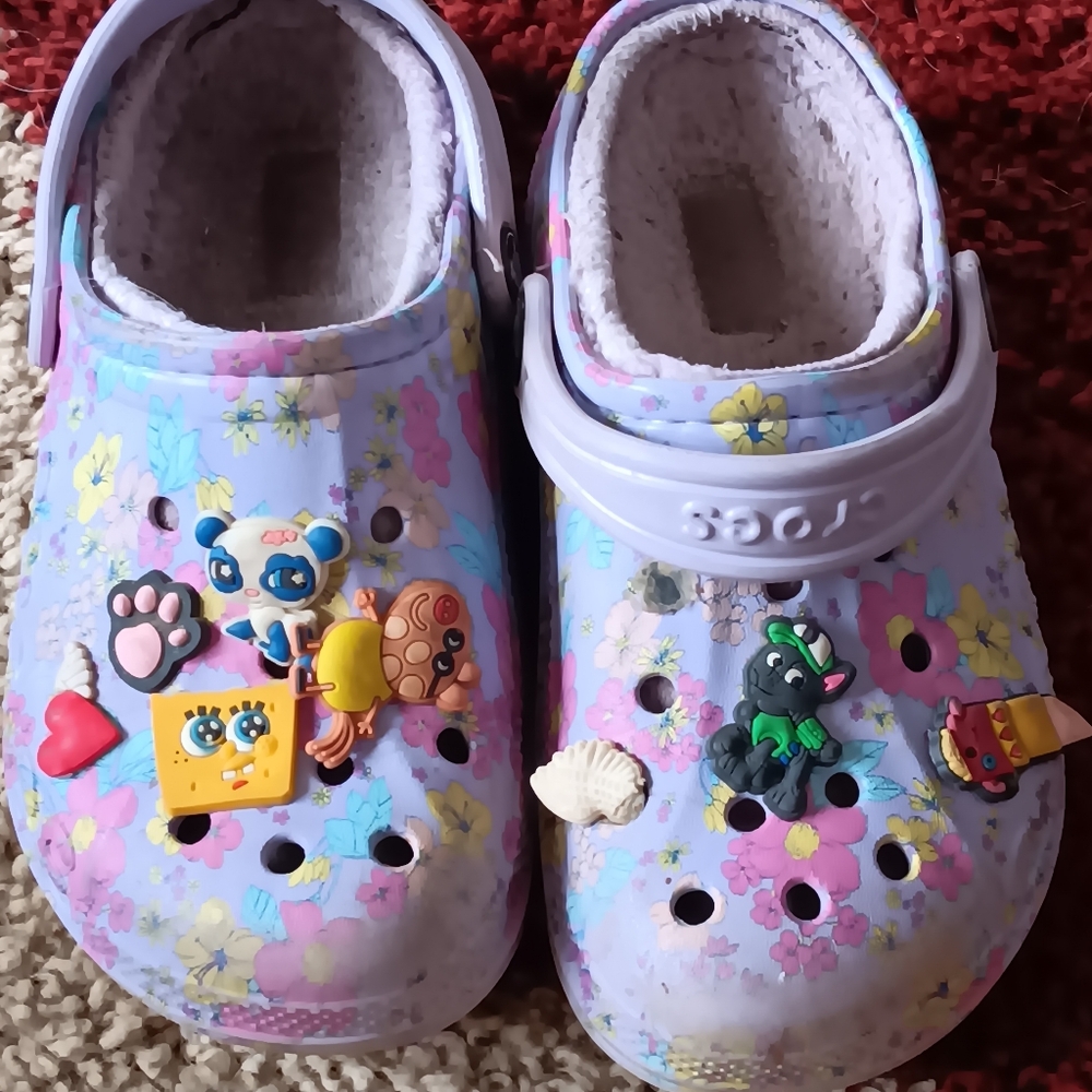 Crocs